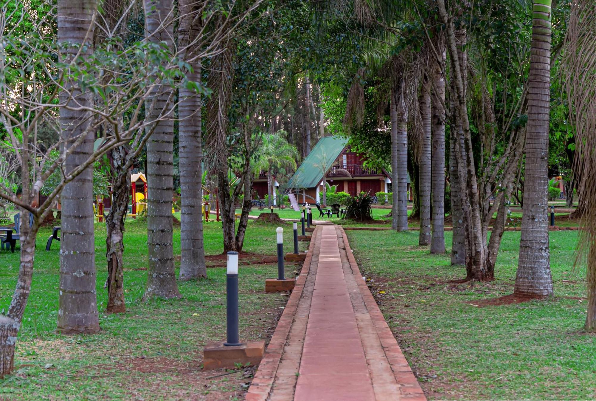 פוארטו איגואסו Cabanas El Refugio Del Mensu מראה חיצוני תמונה