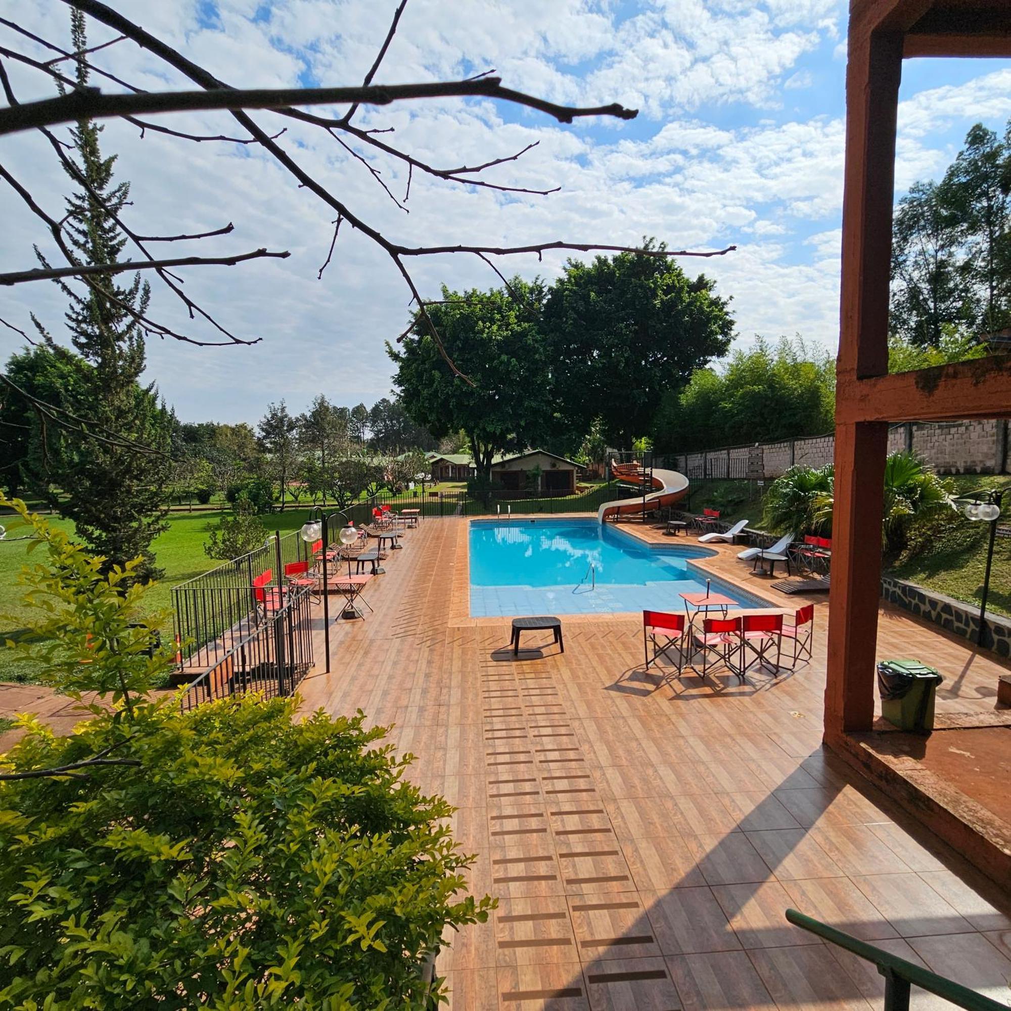 פוארטו איגואסו Cabanas El Refugio Del Mensu מראה חיצוני תמונה
