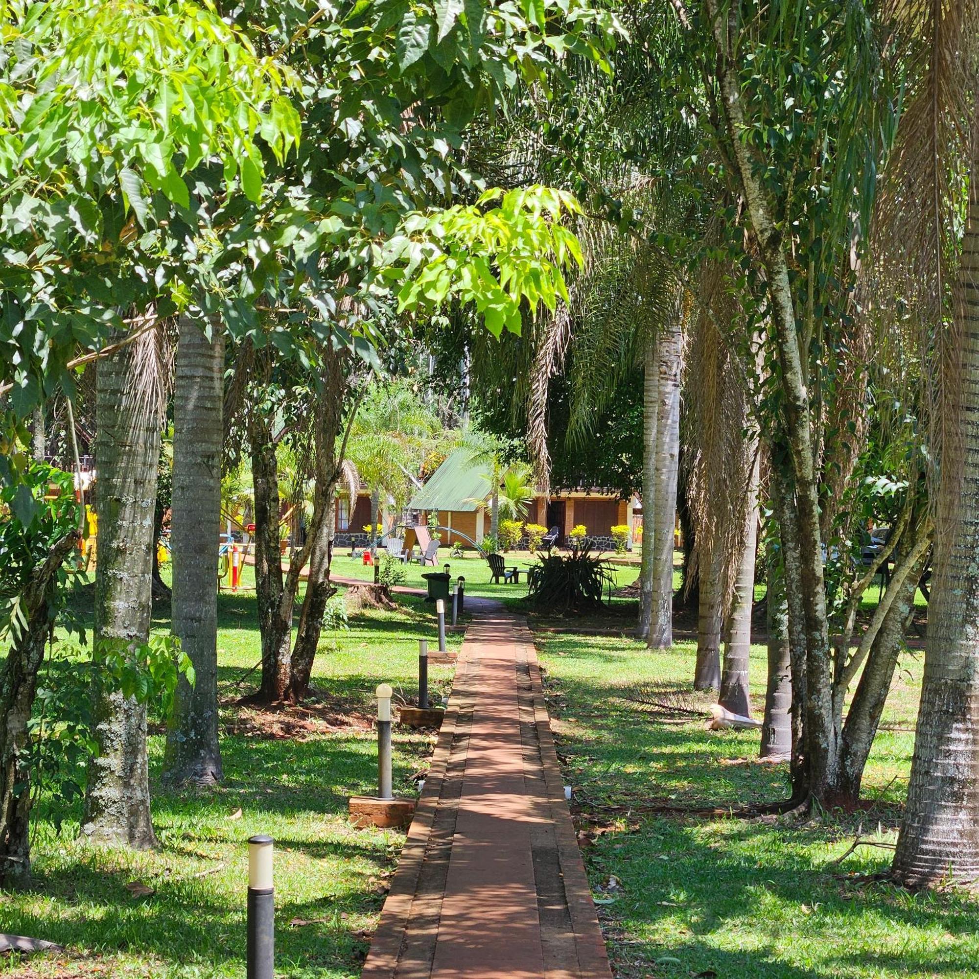 פוארטו איגואסו Cabanas El Refugio Del Mensu מראה חיצוני תמונה