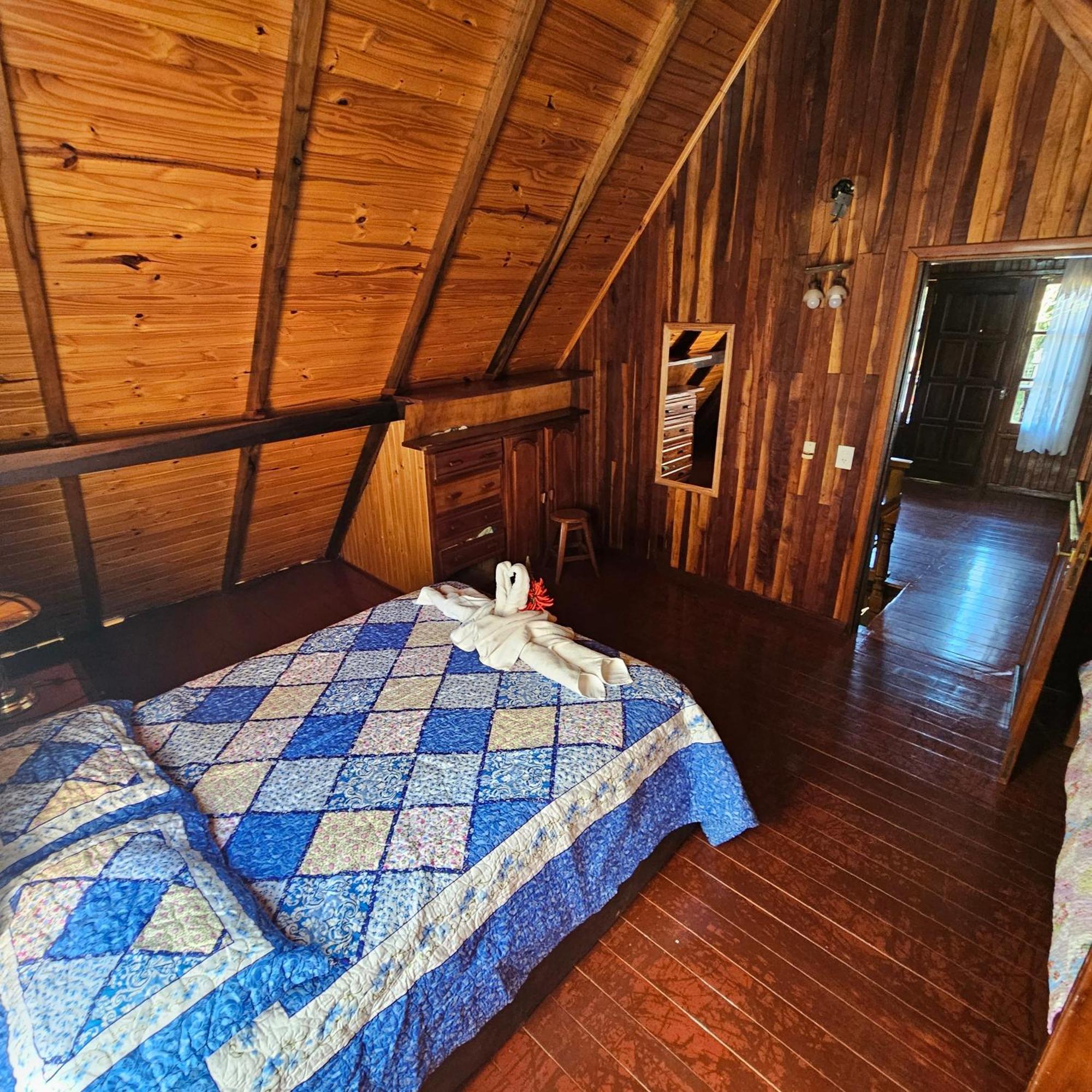 פוארטו איגואסו Cabanas El Refugio Del Mensu מראה חיצוני תמונה