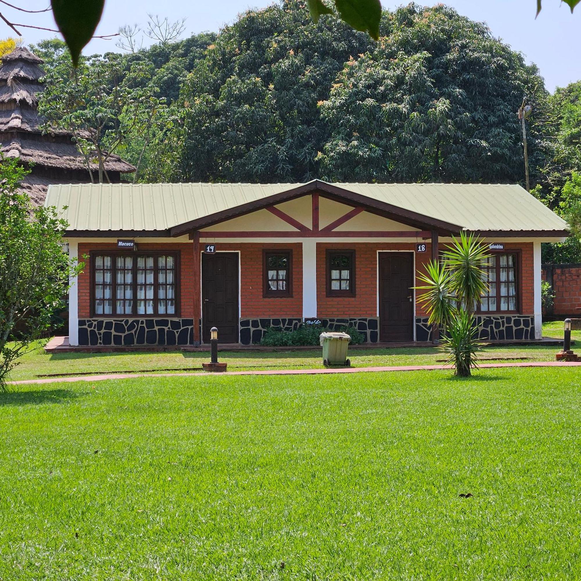 פוארטו איגואסו Cabanas El Refugio Del Mensu מראה חיצוני תמונה